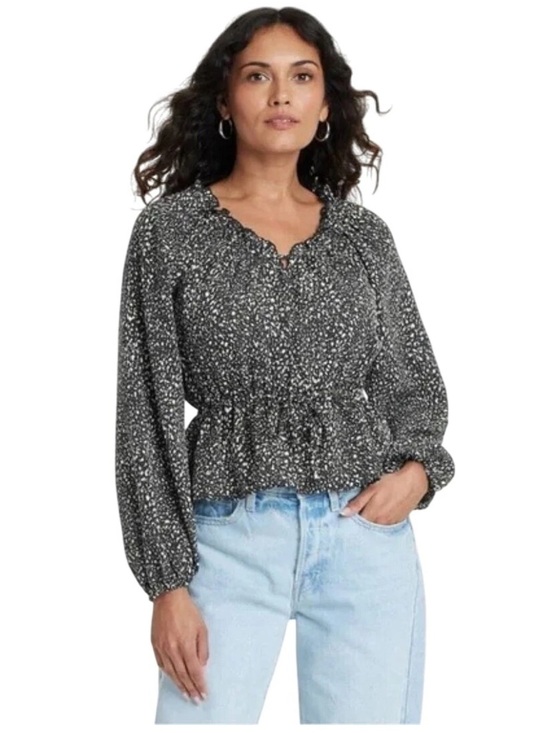 Universal Thread Tops - Universal Thread Peasant Bohemian Black & White Printed Peplum Long-Sleeve Top